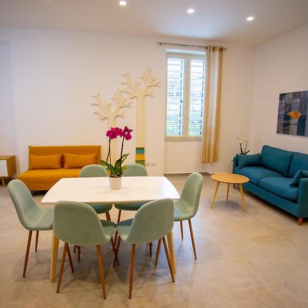 Cosmo 38 Luxury Apartments Napoli Eksteriør billede