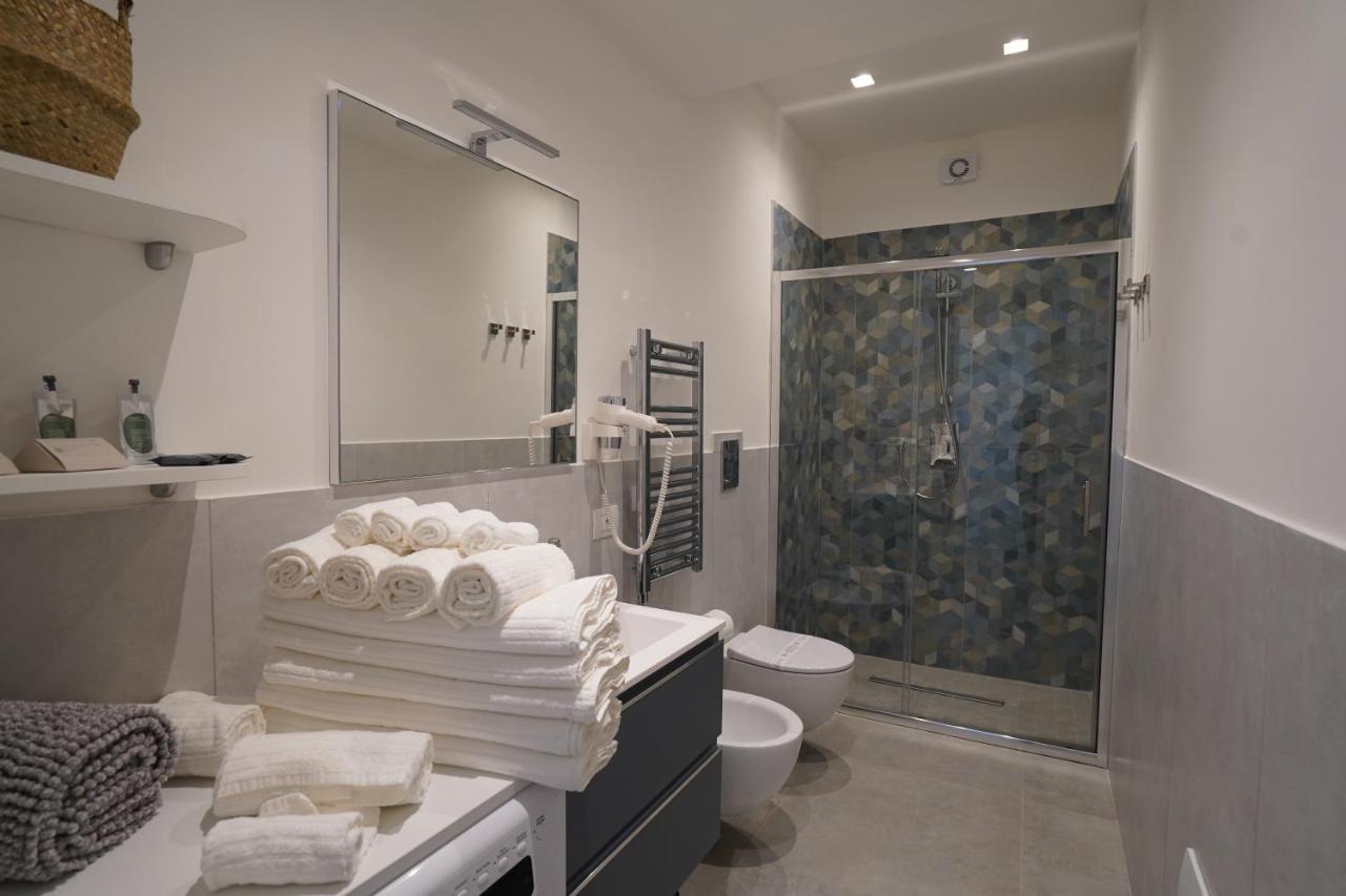 Cosmo 38 Luxury Apartments Napoli Eksteriør billede