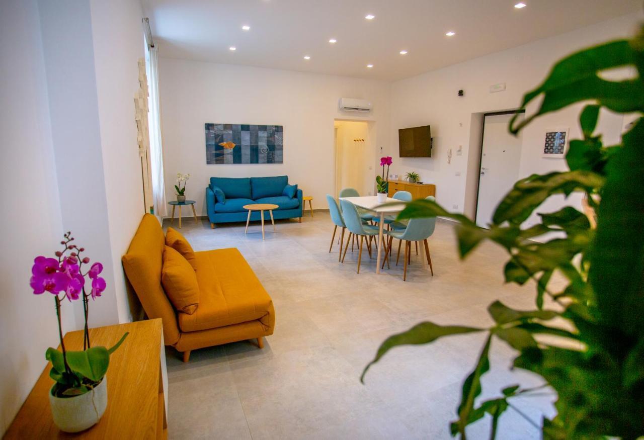 Cosmo 38 Luxury Apartments Napoli Eksteriør billede