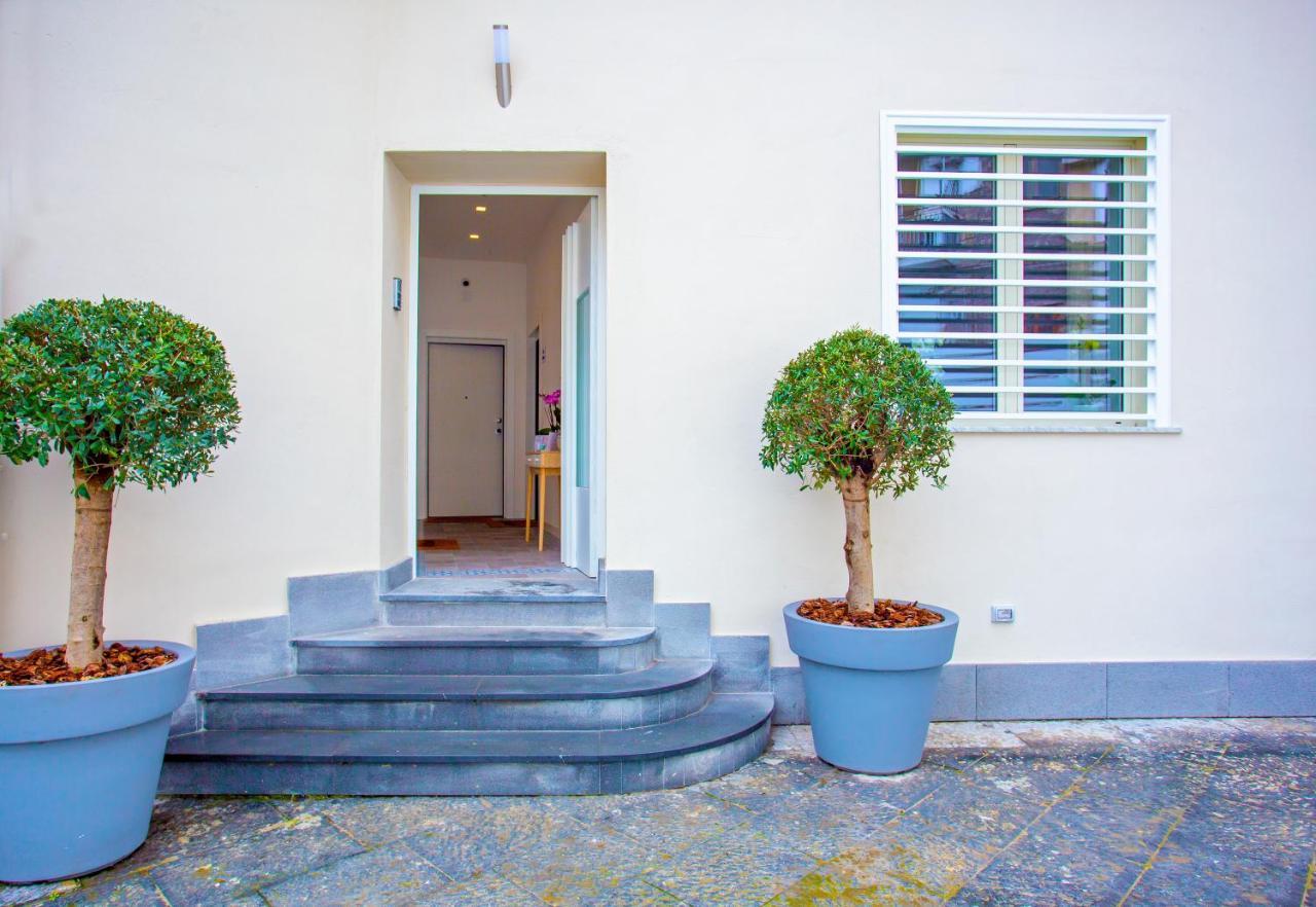 Cosmo 38 Luxury Apartments Napoli Eksteriør billede